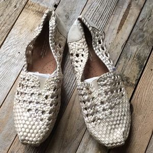 TOMS woven ivory shoes. Worn once.